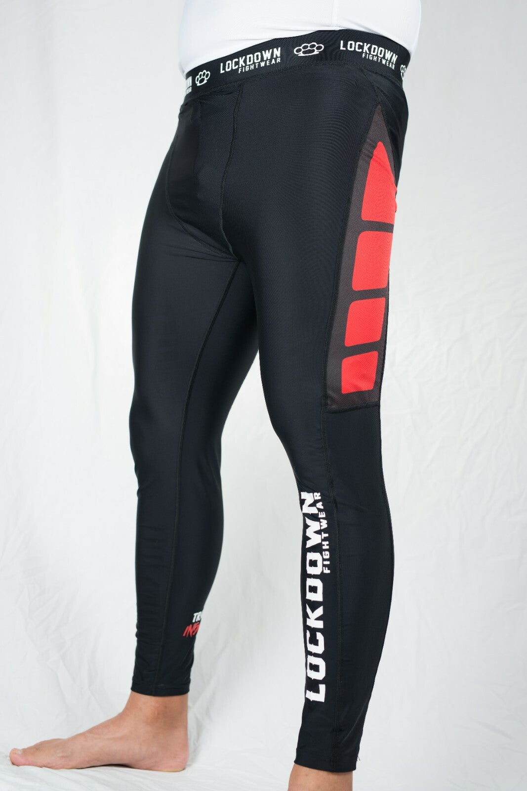 Lockdown Compression Leggings Base Layer Top Running Cycling MMA - Black/Red